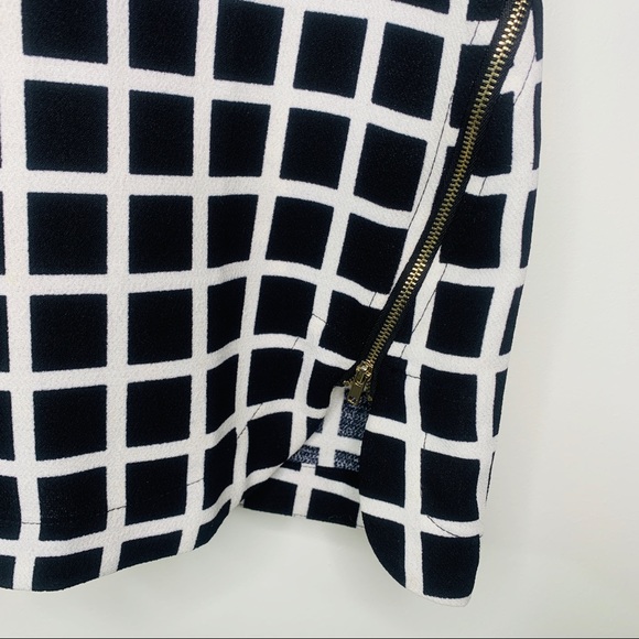 Mittoshop Black White Print Short sleeve Top Blouse Zipper Detail Size S… - Picture 2 of 7